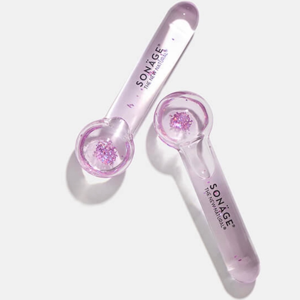 SONÄGE SKINCARE
Baby Frioz Mini Icy Globes in Lilac, New in Box